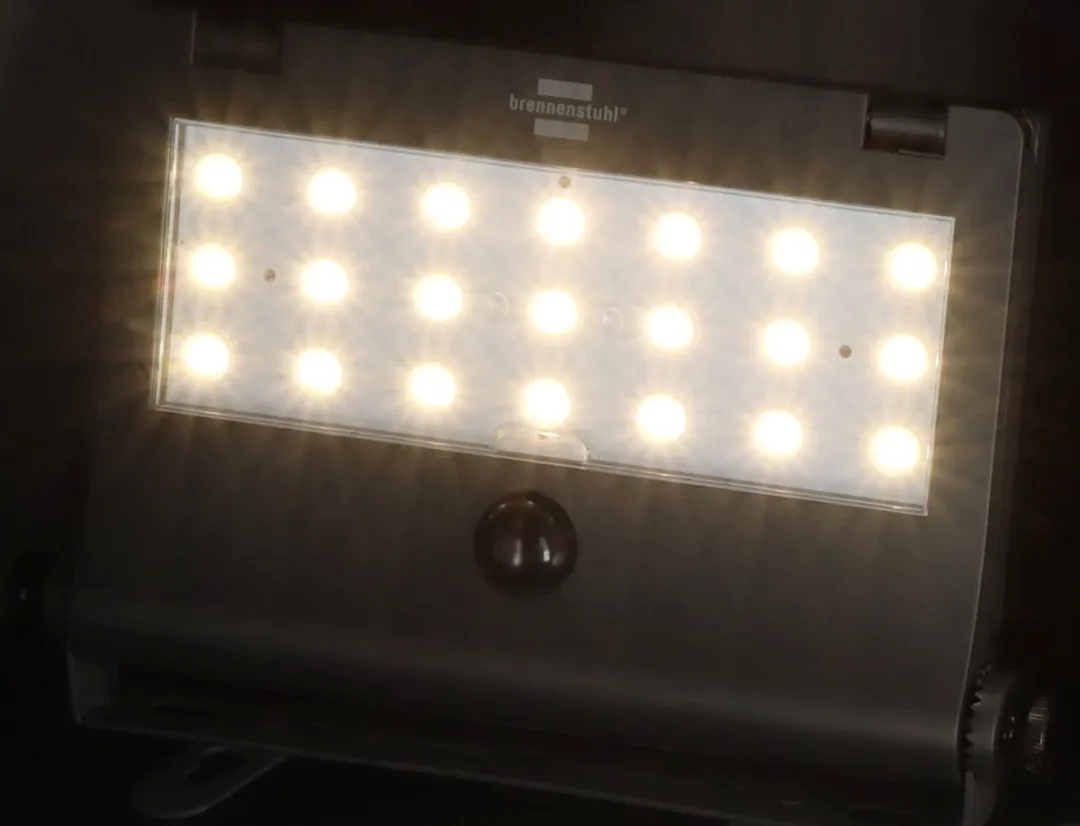 Brennenstuhl LED Solar Spot SOL 1000 7W - 1000lm Koelwit 4000K - IP65 - Zwart