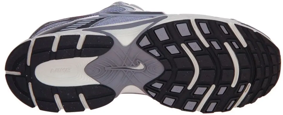 Nike V5 RNR Sneakers - Grijs - Maat 46 - afbeelding 4 van 6