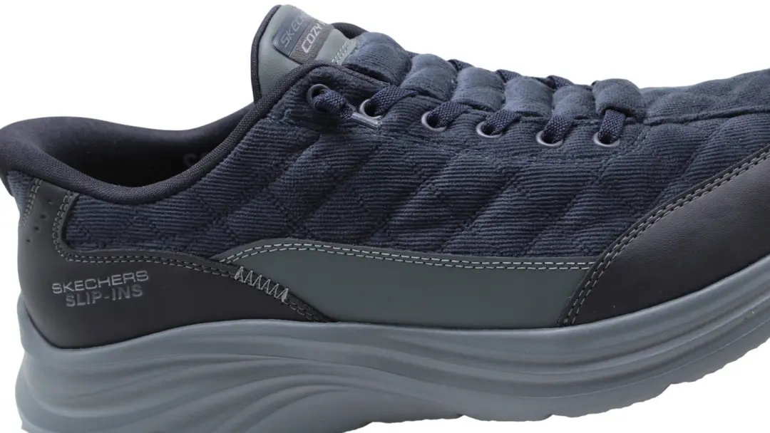 Skechers