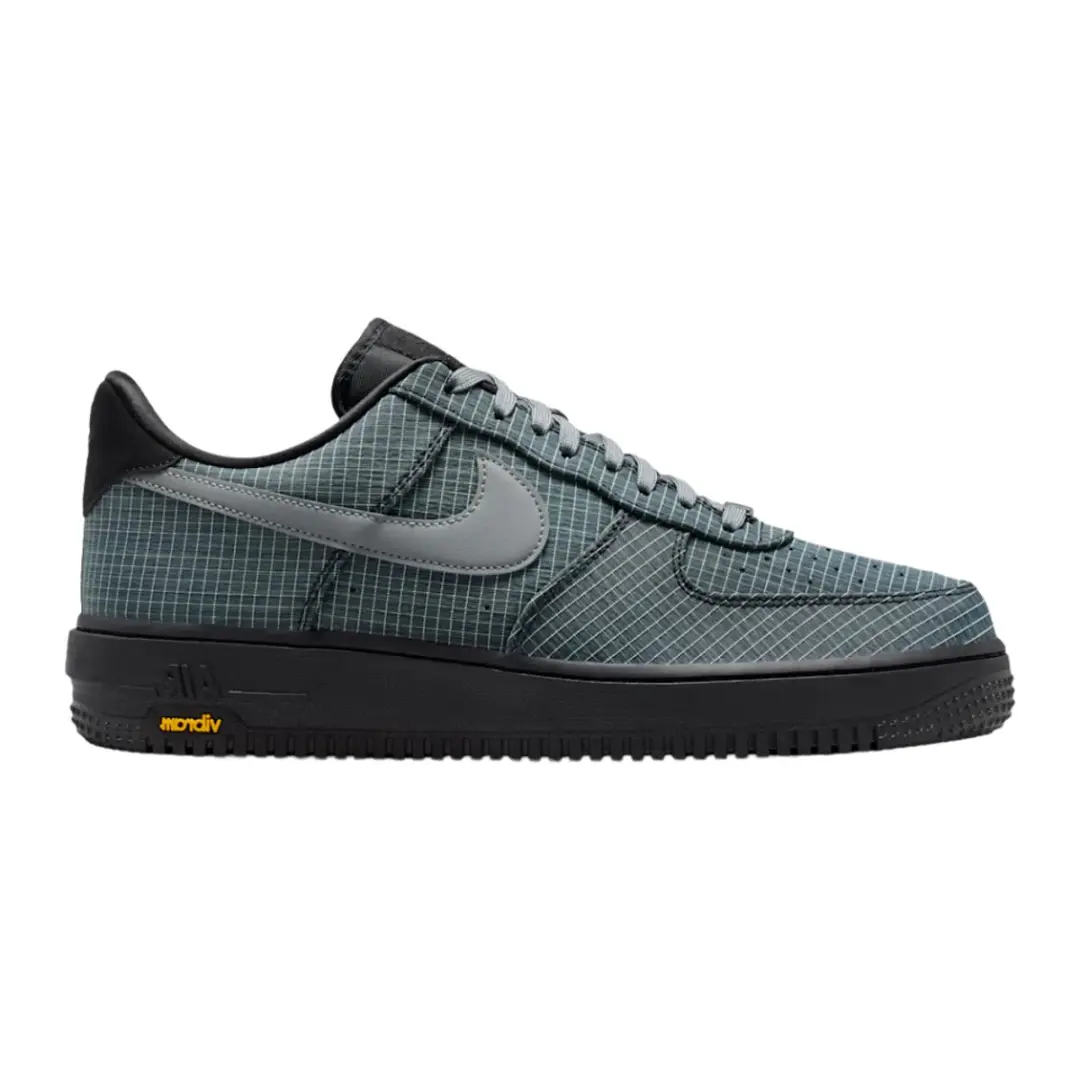 Nike Air Force 1 Low LX Vibram Summit White Smoke Grey (Maat 44 / US 10)