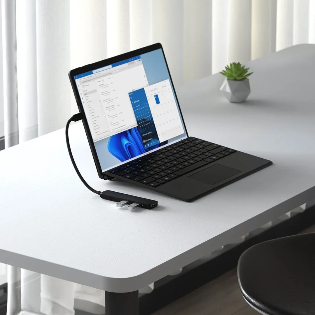 Satechi ST-P4SK USB-C Interface Hub 10Gbit - Zwart - afbeelding 6 van 6