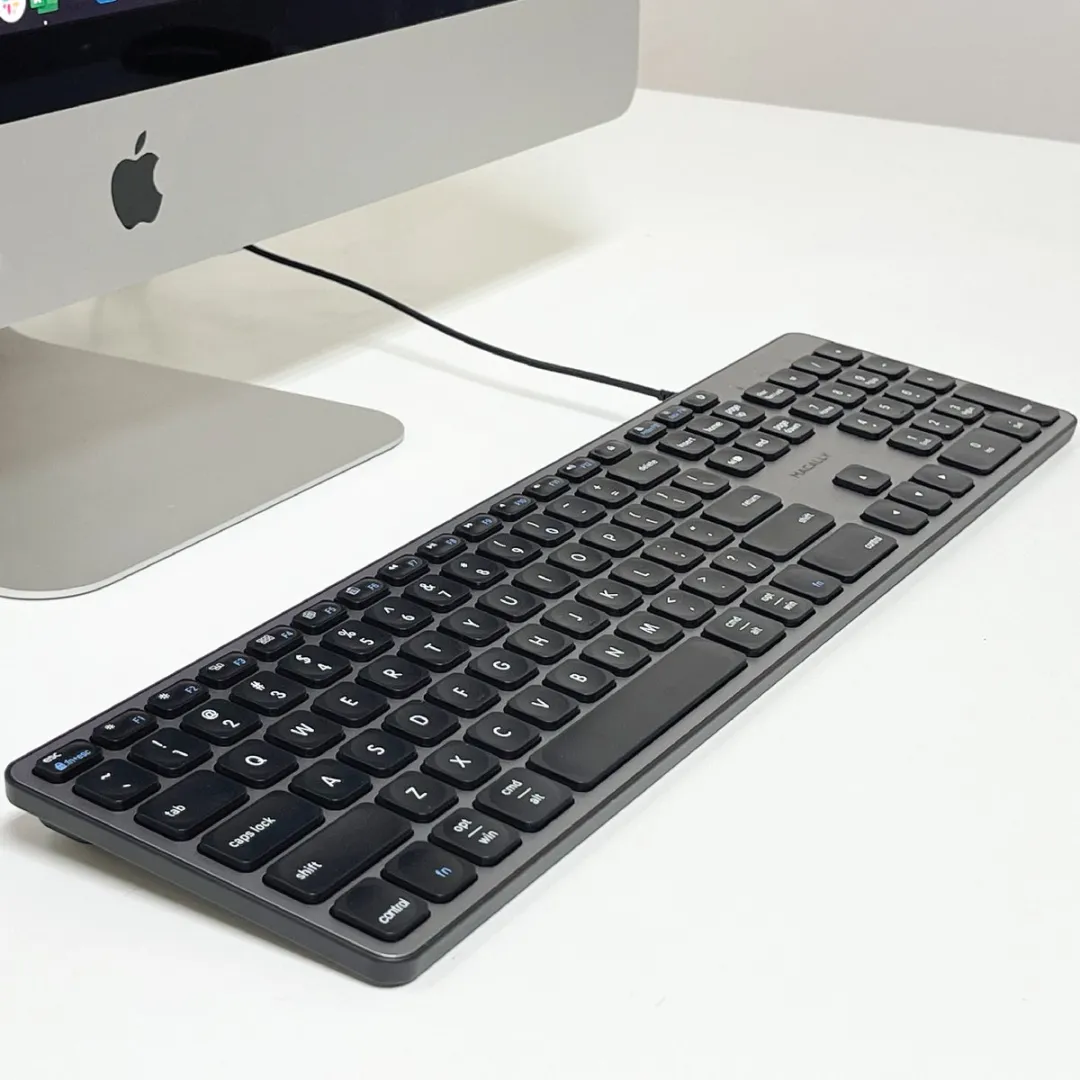 Macally UCZKEYHUBACSG USB-C Toetsenbord - Hub 2x USB-A 1x USB-C - US Layout - Space Gray