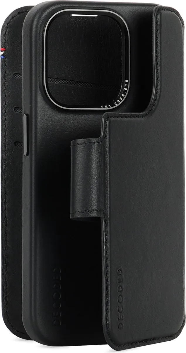 Decoded D24IPO15PDW5BK iPhone 15 Pro Hoesje - Magnetisch 2-in-1 - 3 Pasjes - Zwart