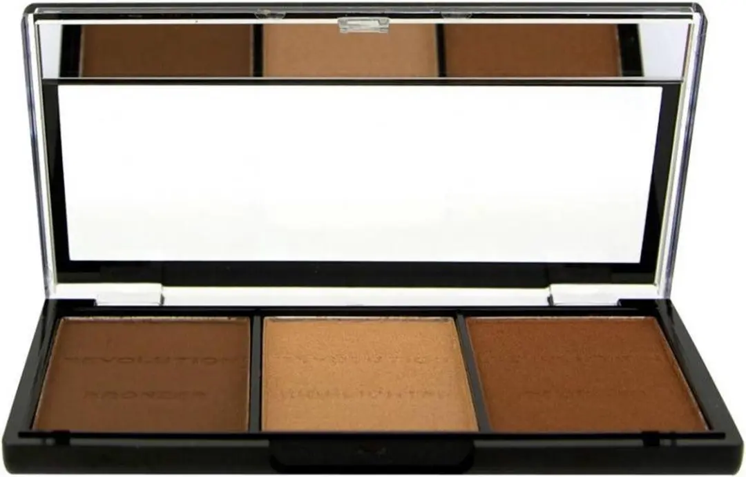 Makeup Revolution Contour Kit C04 - Light/Medium - 108g - afbeelding 4 van 4