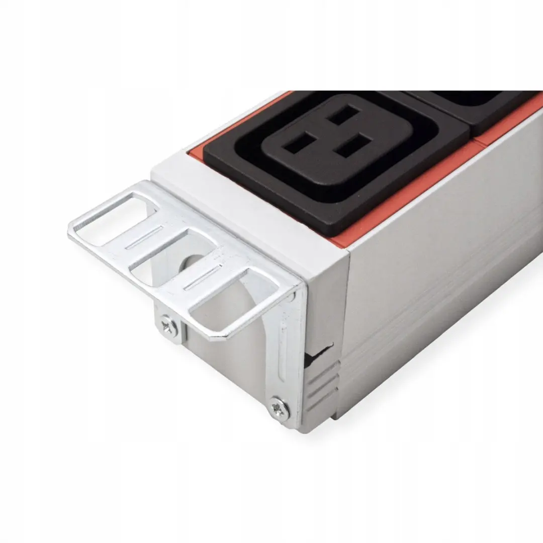 Bachmann 800.2332 IT PDU 1U - 8x C13, 3x C19 - Zwart/Rood - afbeelding 3 van 5