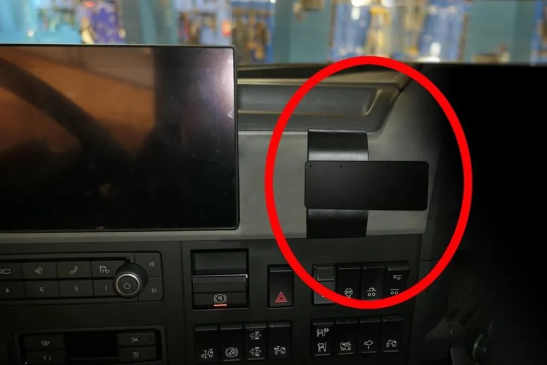 Brodit ProClip 213572 Volvo FM Center Mount Houder