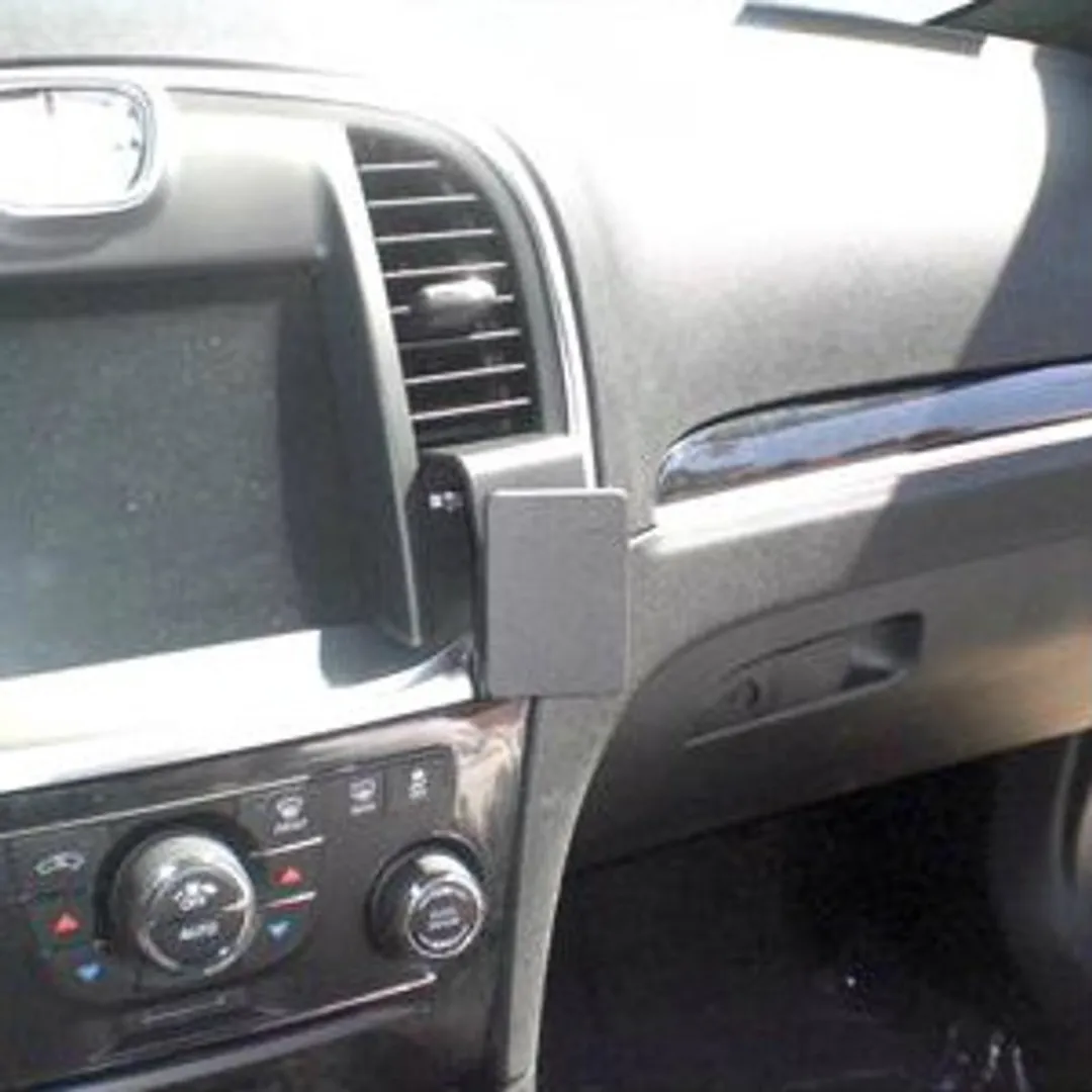 Brodit ProClip 854648 Houder Chrysler 300C/Lancia Thema - Angled Mount
