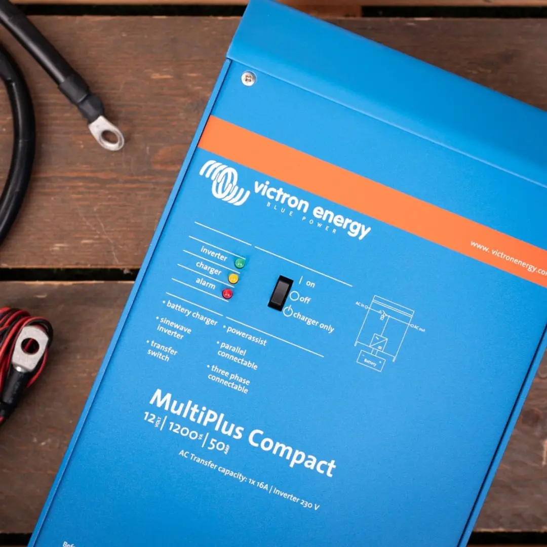 Victron MultiPlus C 12/1200/50-16 omvormer - afbeelding 6 van 6