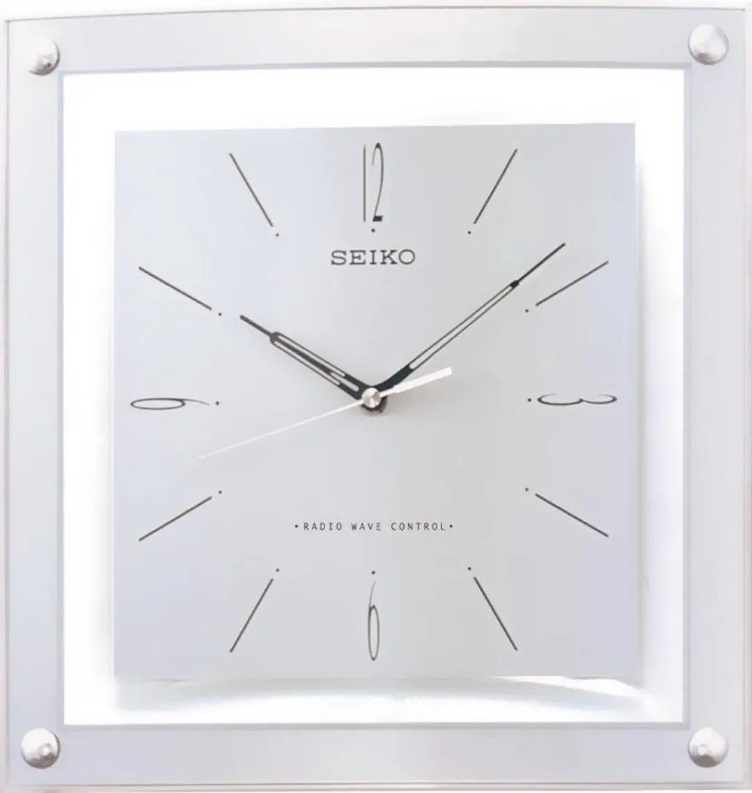 Seiko wandklok Radiowave control