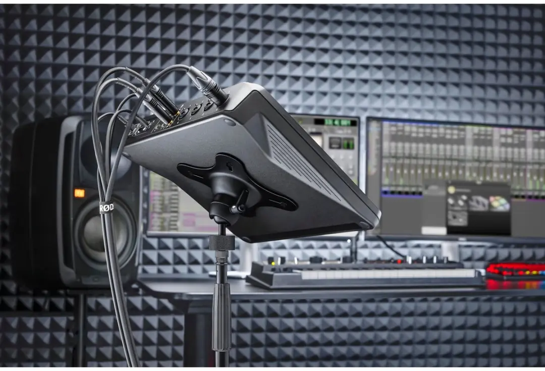 RØDE VESA Mount - 3/8 inch - Zwart - afbeelding 5 van 5