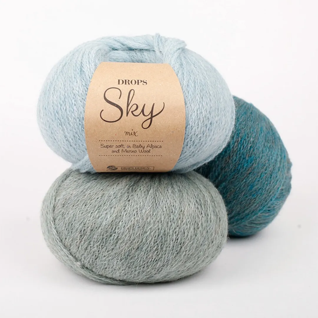 Drops Sky Uni Colour Witte mist Wol Garen