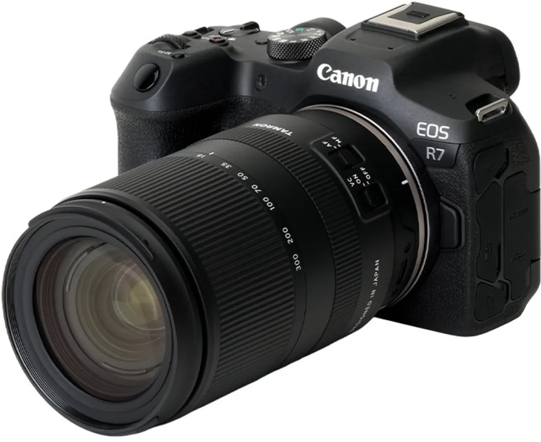 Tamron 18-300mm f/3.5-6.3 Di III-A VC VXD RF Objectief - 67mm