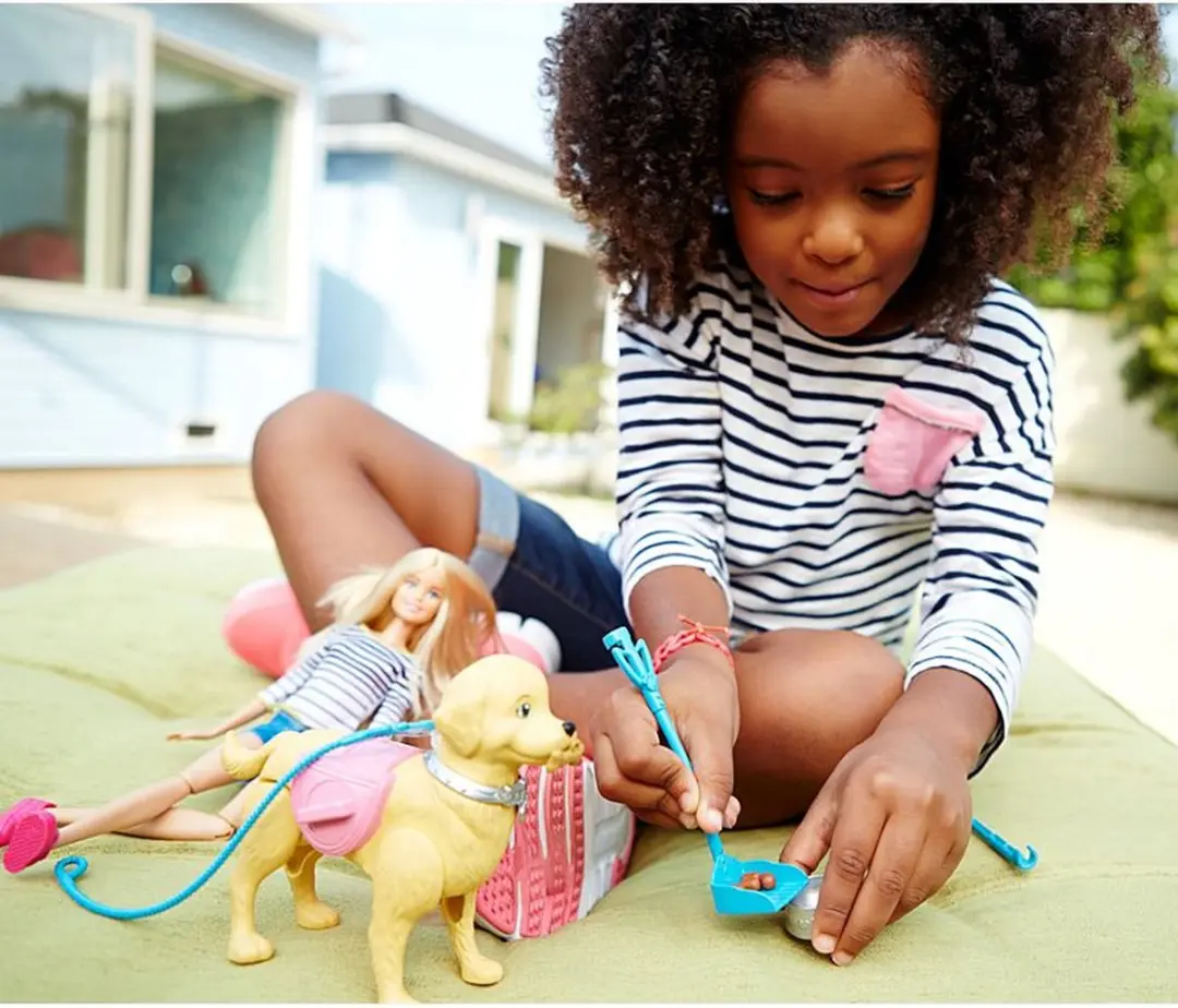 Barbie Wandelen en Trainen Puppy - afbeelding 6 van 6