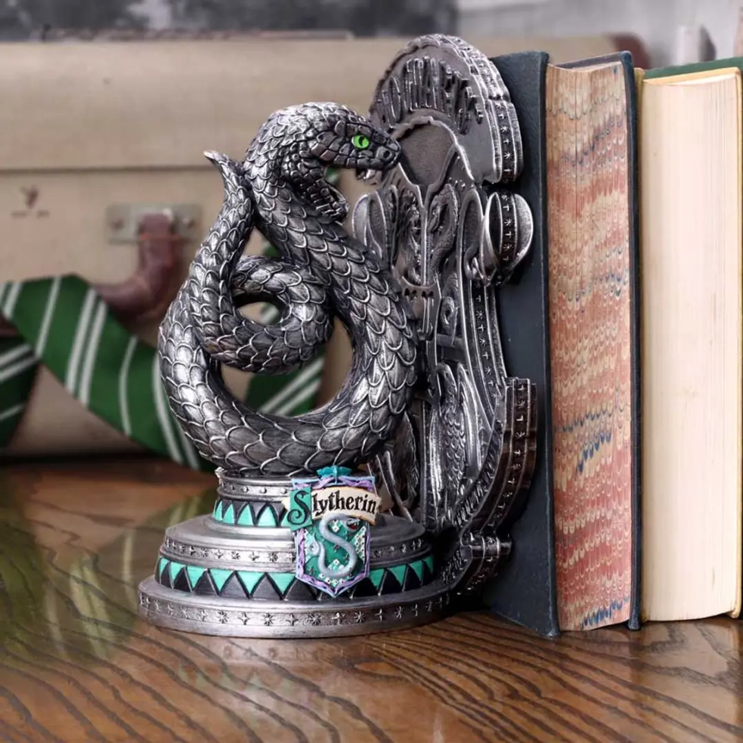 Harry Potter Slytherin Boekensteun - Nemesis Now - afbeelding 4 van 6