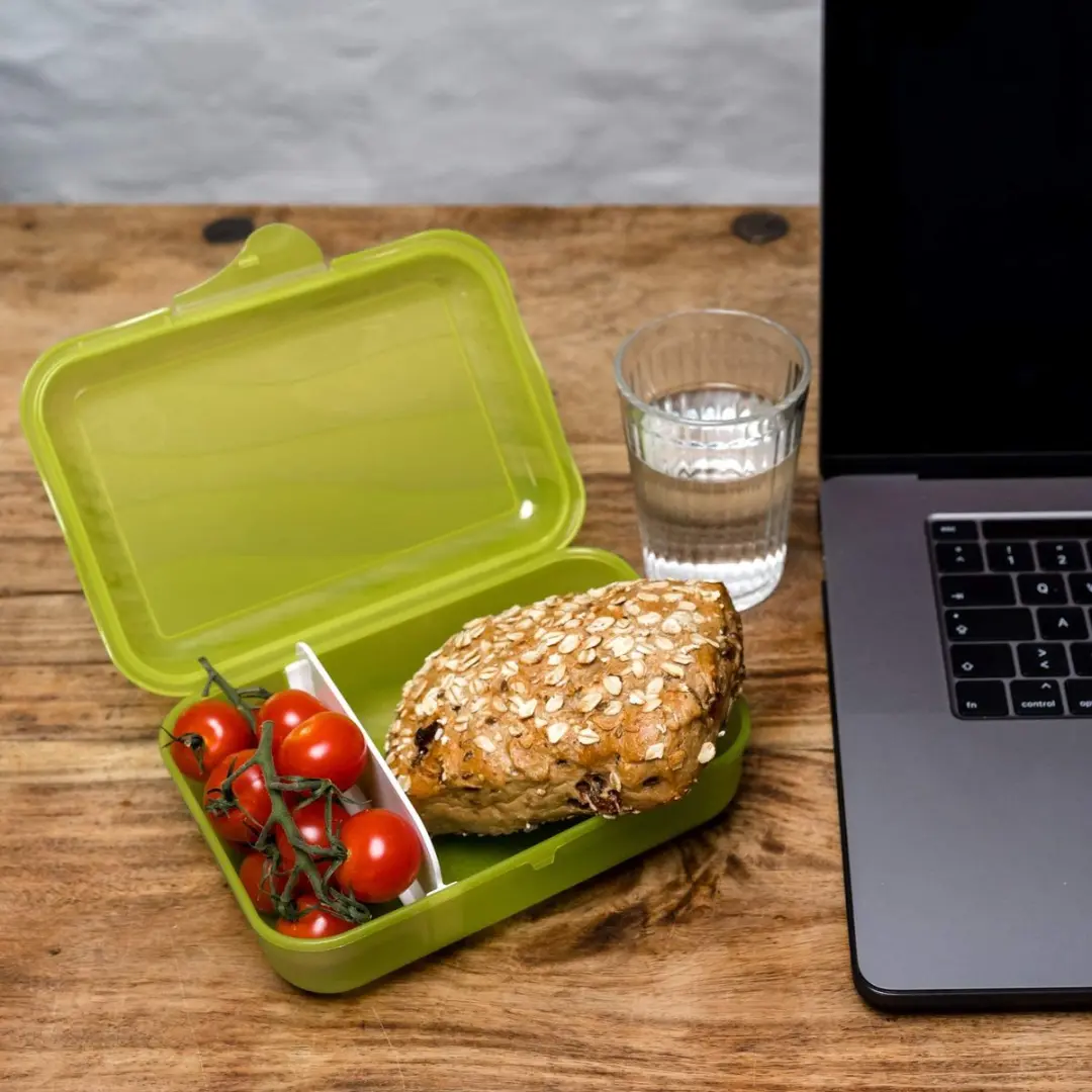 Rotho Fun Lunchbox met Verdeelschotje 0.9L - Blauw - afbeelding 2 van 4