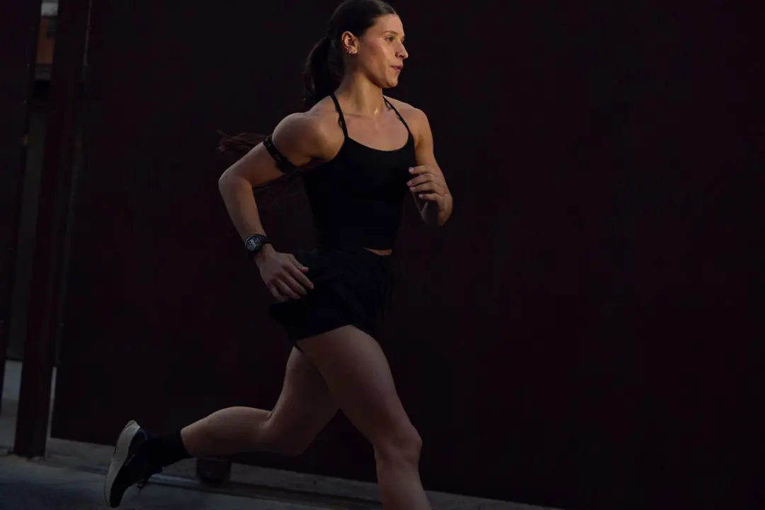 Amazfit Balance 3 W2677GL4N Smartwatch - Titanium - afbeelding 4 van 5
