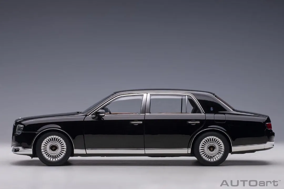 Toyota Century 2018 Modelauto 1:18 - Multicolor