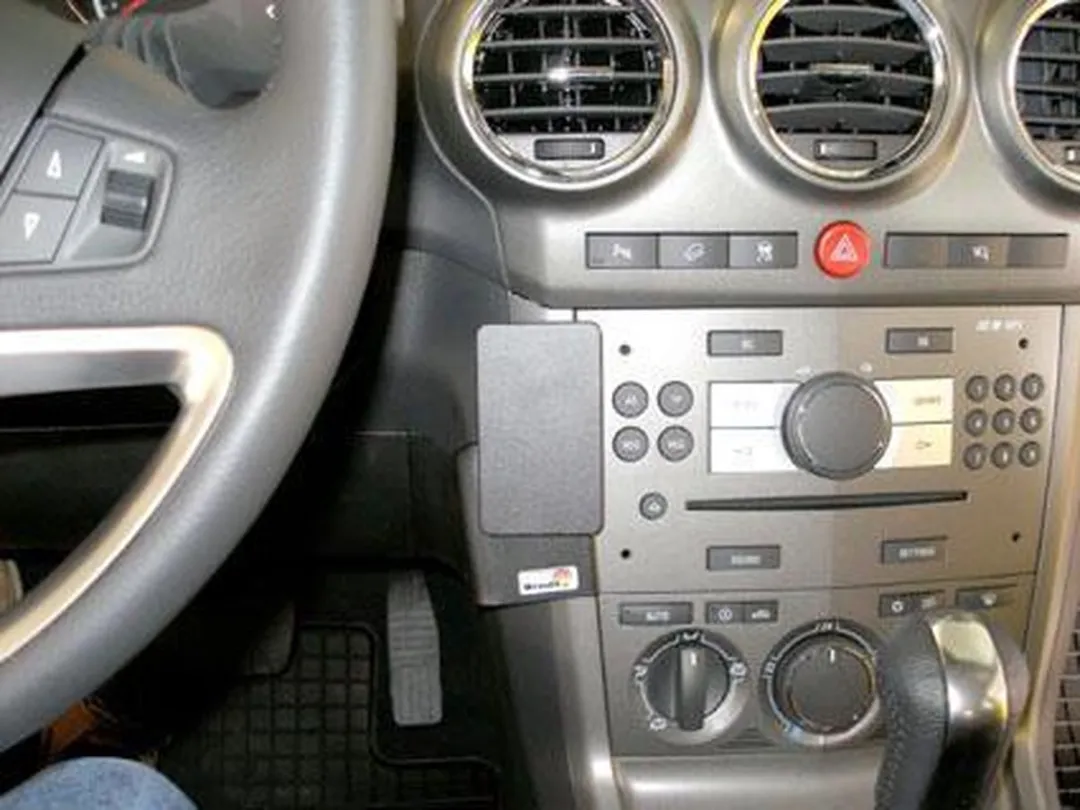 Brodit ProClip Opel Antara 2007-2015 Center Mount 854053