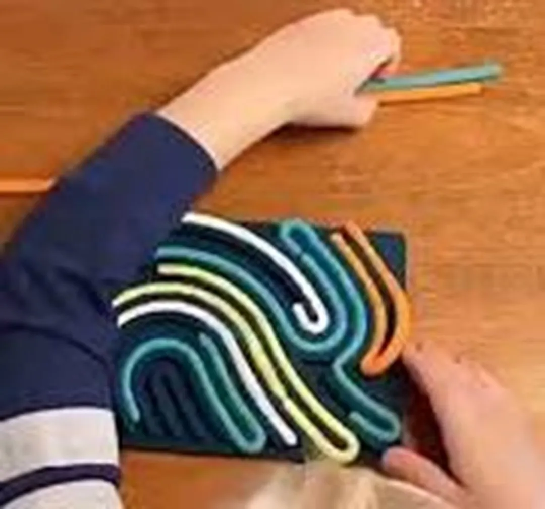 Toi-Toys Curly Board Figurenplaat Vlinder - 13-delig - Multicolor