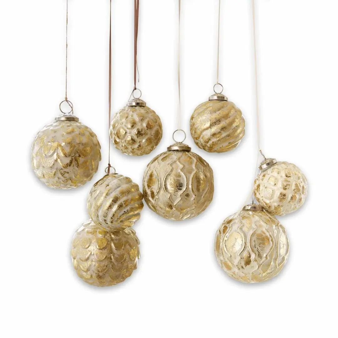Loberon Kerstversiering Imogen set van 8 - Goud - Ø10cm - afbeelding 3 van 6