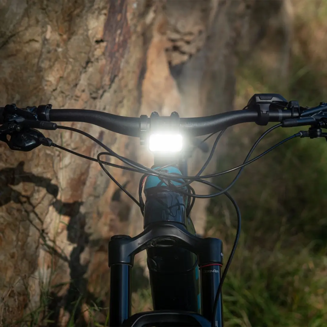 Knog Blinder E 1800 Voorlicht E-bike - Zwart - afbeelding 4 van 6