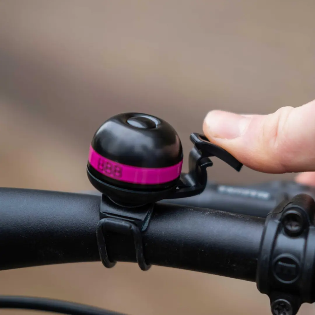 BBB BBB-14 EasyFit Deluxe Fietsbel - Messing - Magenta - afbeelding 5 van 5