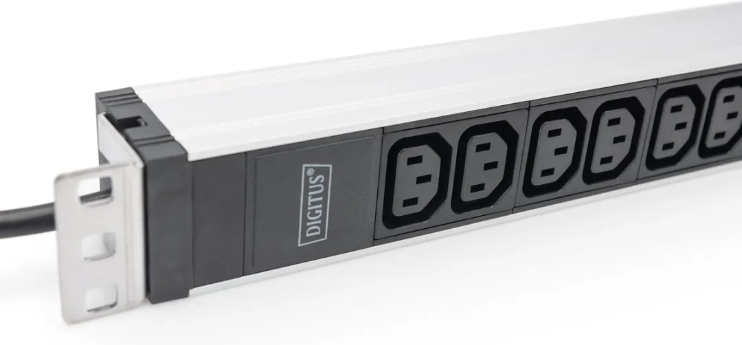 Digitus DN-95426 Patchkast Stekkerdoos 19" 1HE - 10A C13 - Zwart