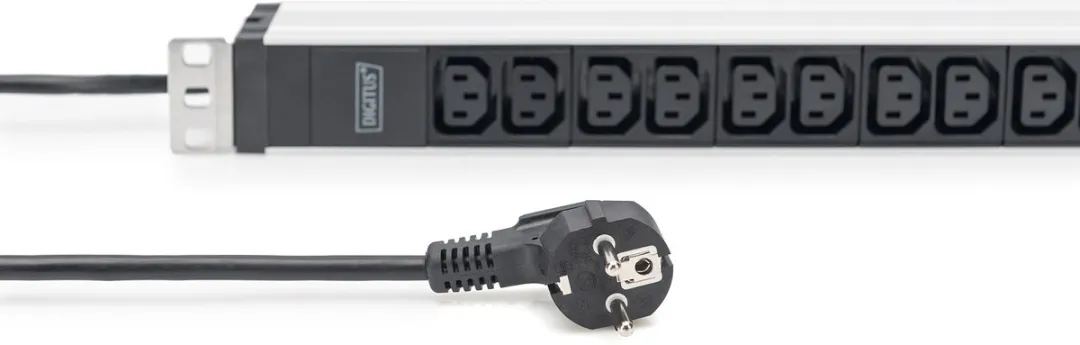 Digitus DN-95426 Patchkast Stekkerdoos 19" 1HE - 10A C13 - Zwart