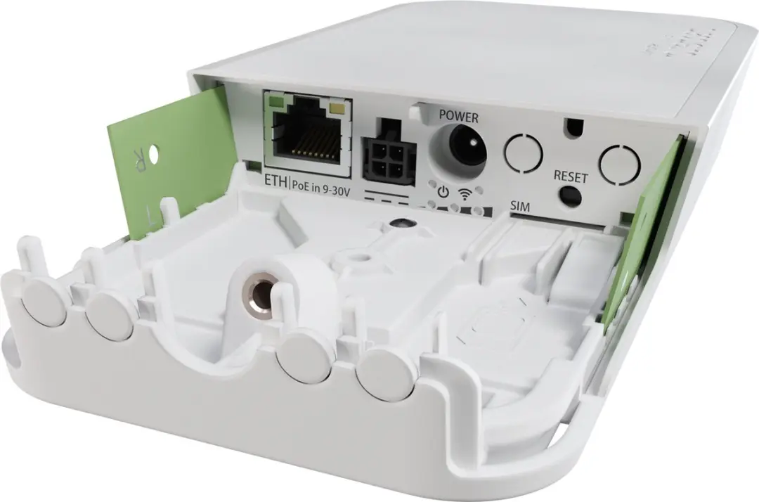 Mikrotik wAP LTE kit wAPR-2nD&EC200A-EU - Wit - afbeelding 2 van 2