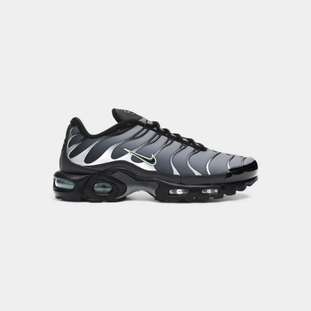 Nike Air Max Plus Black Particle Grey Vapour Green