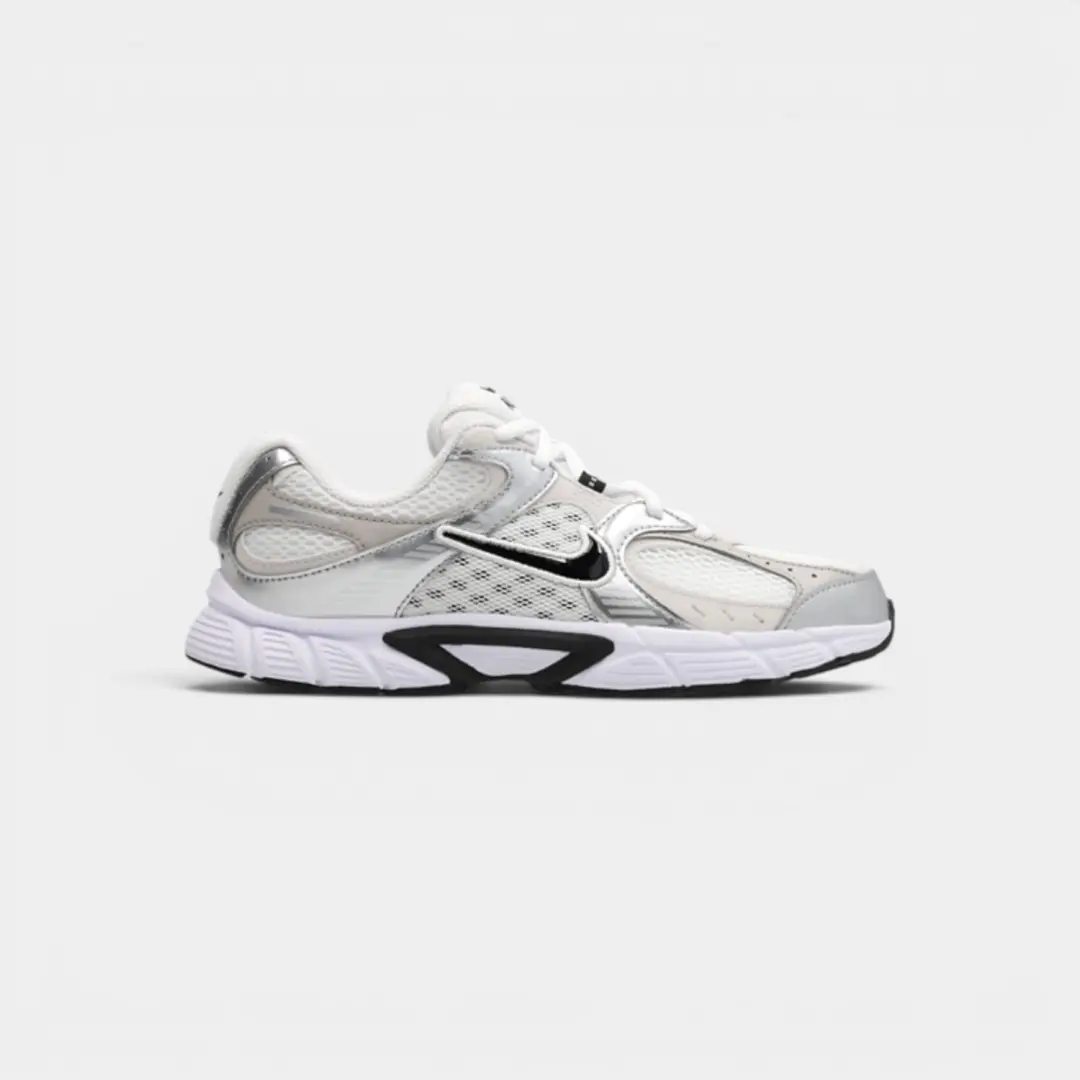 Nike V5 RNR White Vast Grey College Grey Black