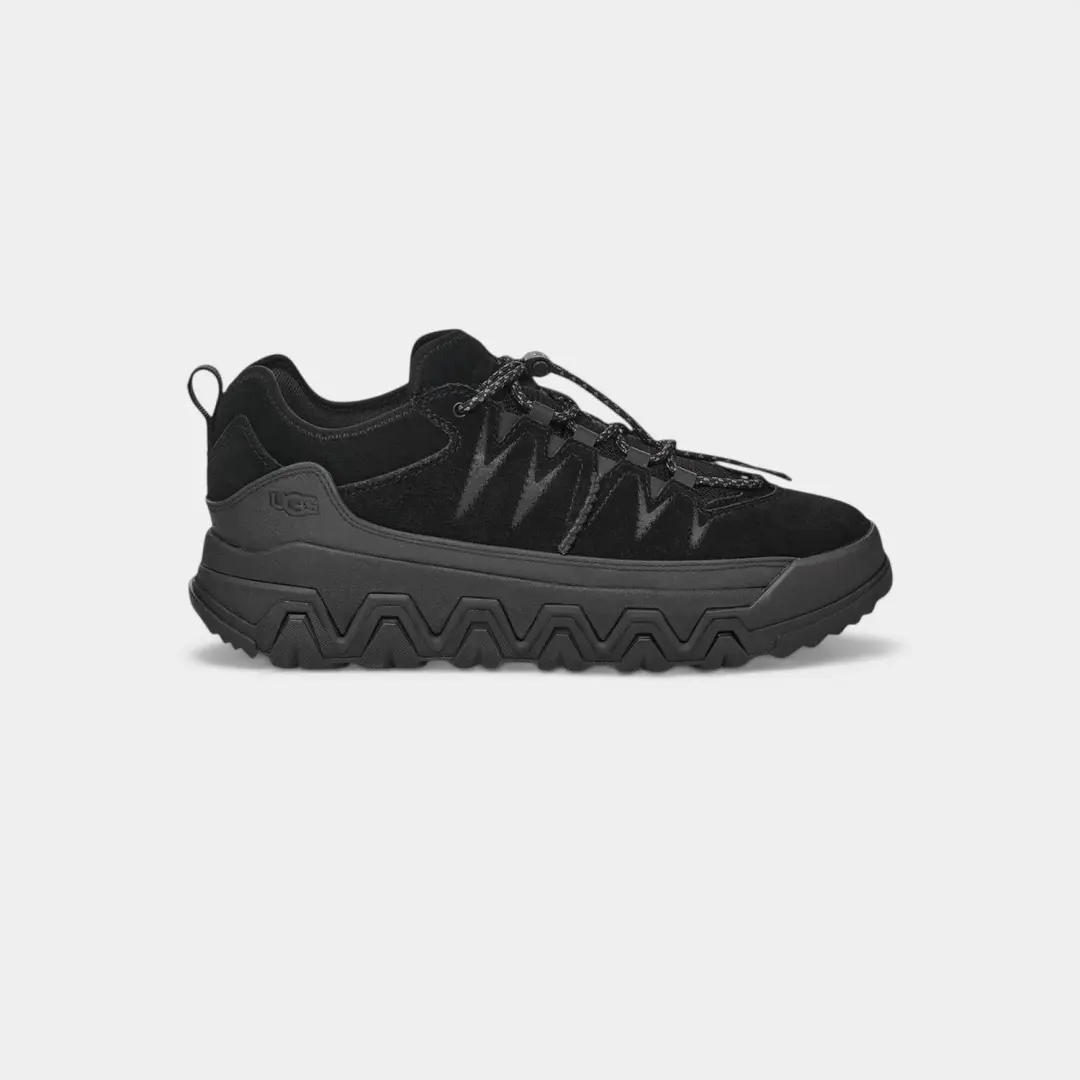UGG CapTrail Low Black