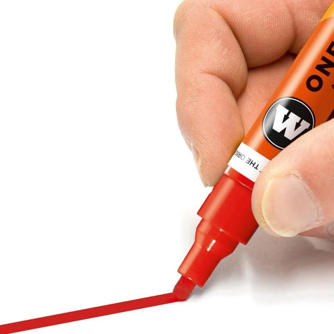 Molotow ONE4ALL Acrylstift 4mm - Zwart