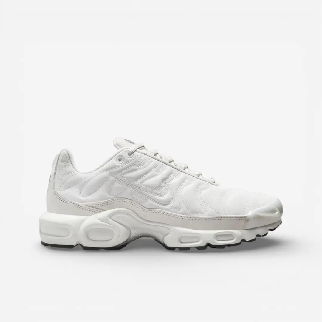 Nike Air Max Plus Platinum Tint (Women's)