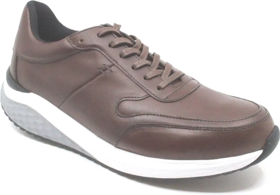 MBT, PORTO II M Brown, 702925 1575N, Bruine gladleren heren sneakers met afwikke