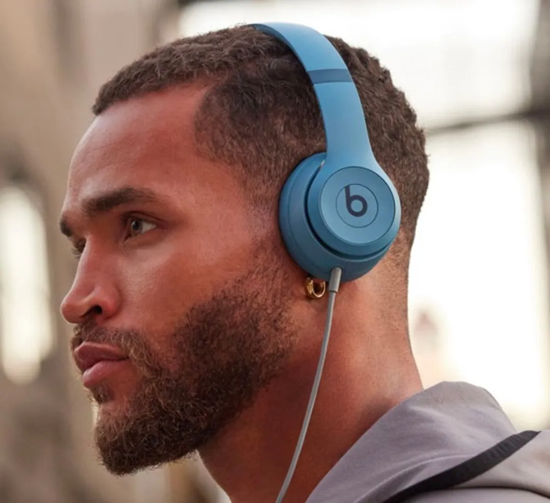Beats Solo 4 Draadloze Koptelefoon MUW43ZM/A - Blauw - afbeelding 6 van 6