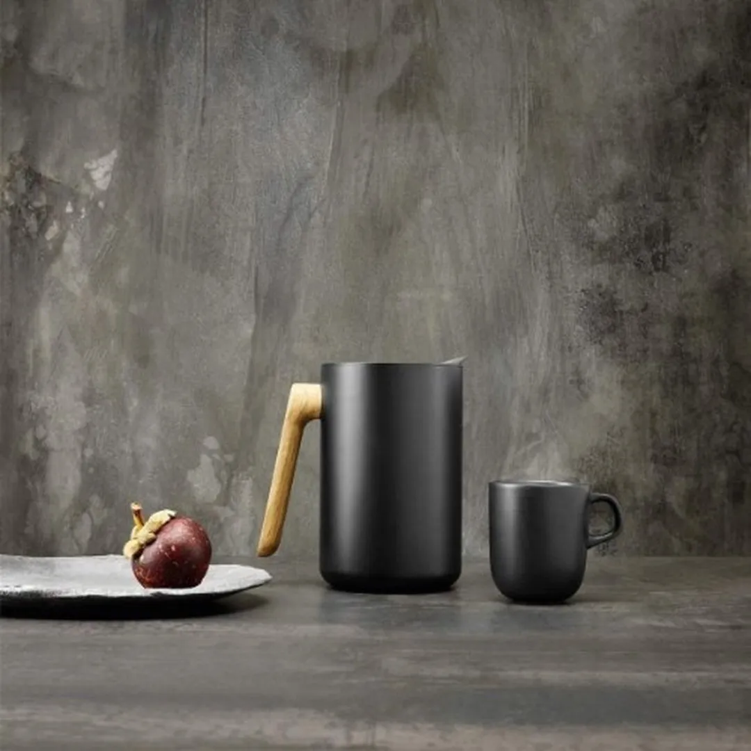 Eva Solo Nordic Kitchen Thermoskan 1L - Zwart - afbeelding 6 van 6