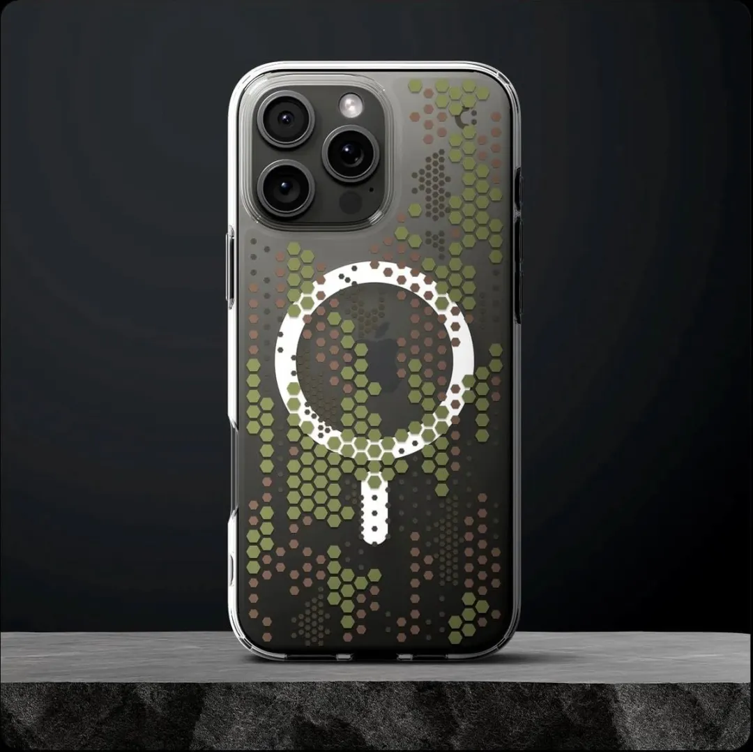 Spigen Ultra Hybrid MagSafe iPhone 16 Pro Max - Transparant Digitale Camouflage