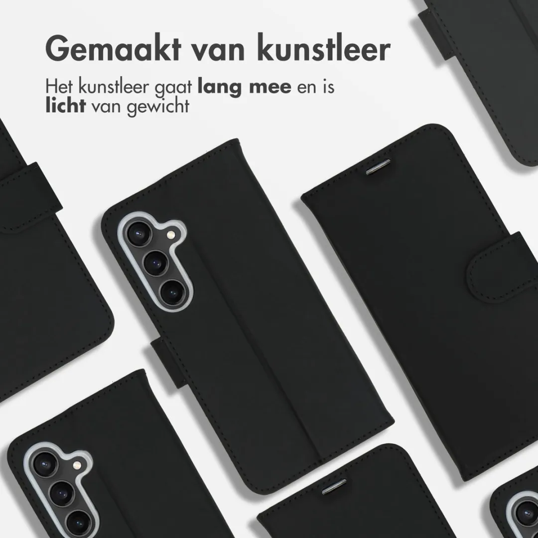 Accezz Hoesje Samsung Galaxy S24 Wallet Softcase - 3 Pasjes - Zwart