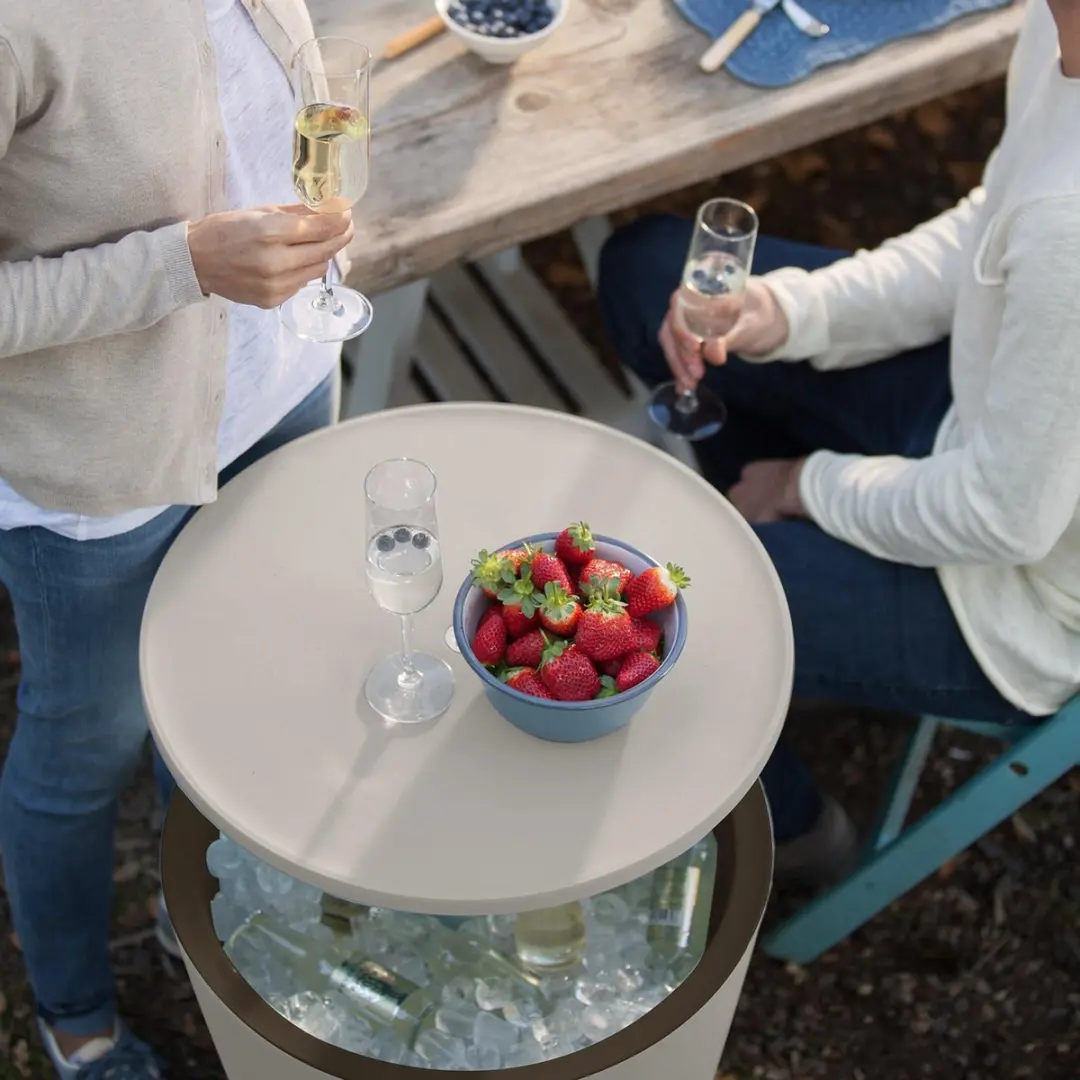 Keter Drankenkoeler Bijzettafel 30L - Ø50cm - Wit/Bruin - afbeelding 4 van 6