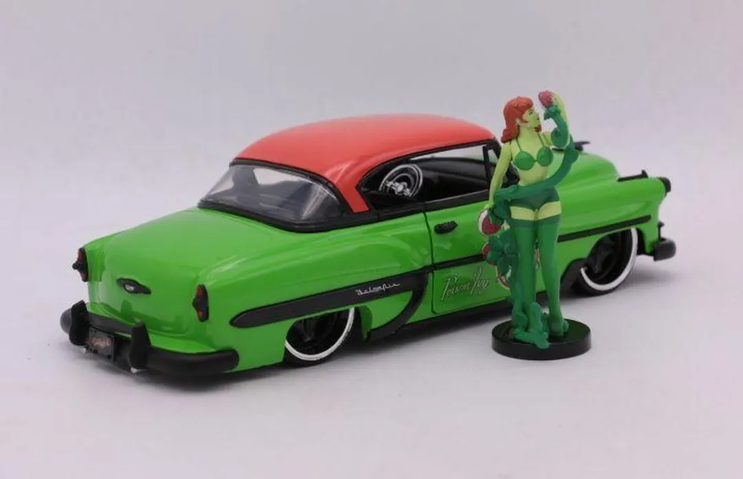 Jada Toys 1953 Chevy Bel Air Poison Ivy DC Comics Bombshells 1:24 - afbeelding 6 van 6