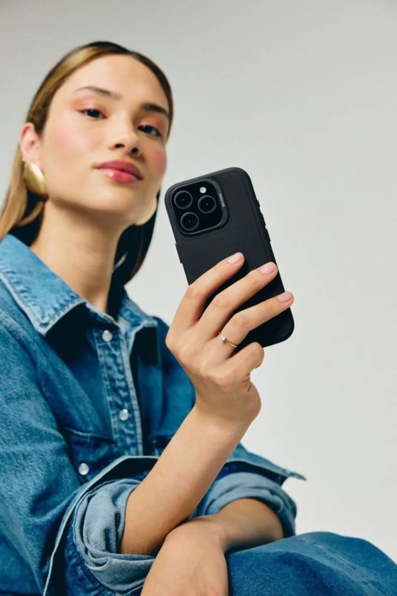 Decoded D24SIF16PBLK Siliconen Hoesje iPhone 16 Plus - Zwart