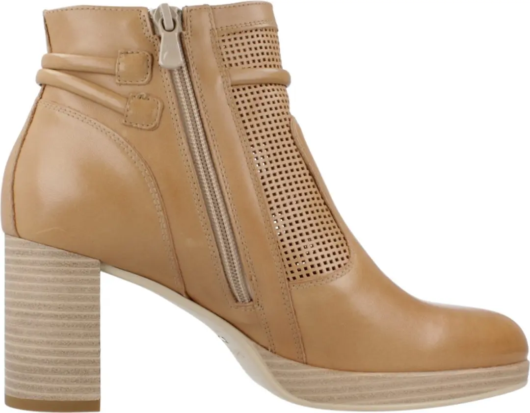 NERO GIARDINI E409730D Bruin 40 EU