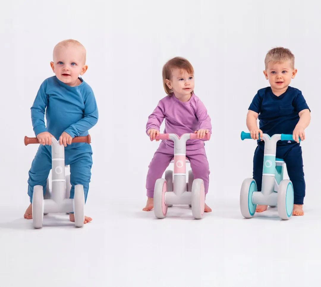 Lionelo Villy Loopfiets 4W Blauw - 1-3 jaar - tot 30kg