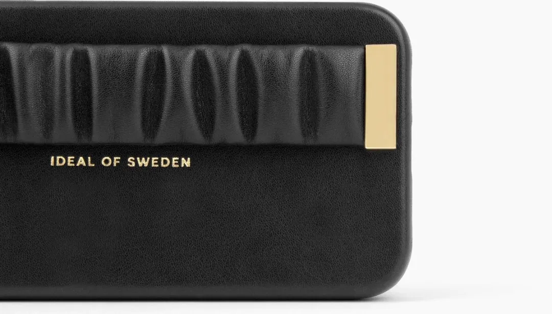 iDeal of Sweden Statement Case Top-Handle iPhone 12/12 Pro Ruffle Noir - 3 Pasjes - afbeelding 3 van 6