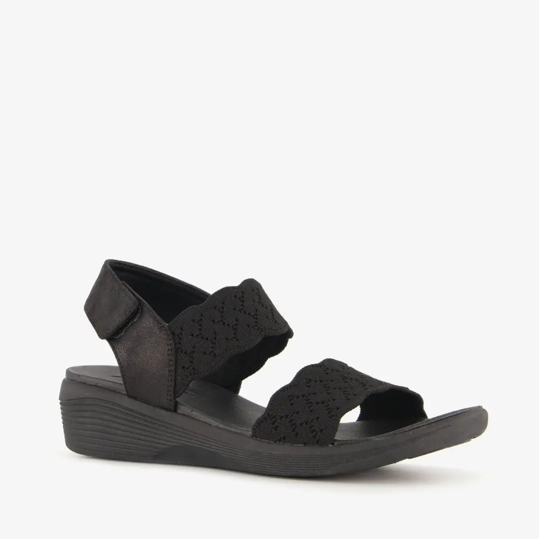 Skechers Arya