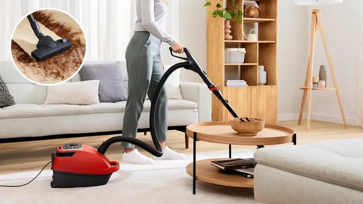 Bosch Serie 6 BGL6PET3 Stofzuiger 700W - 4L - Rood - afbeelding 6 van 6
