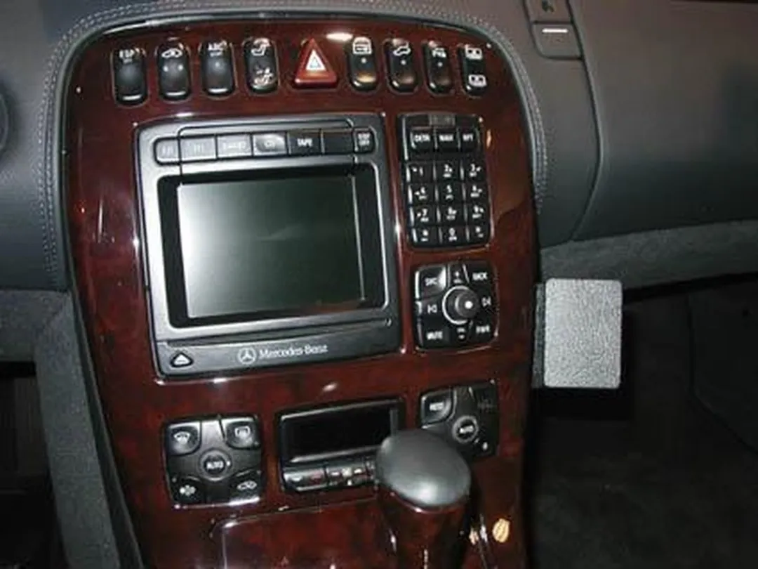 Brodit ProClip 853249 Mercedes CL-Klasse 2001-2006