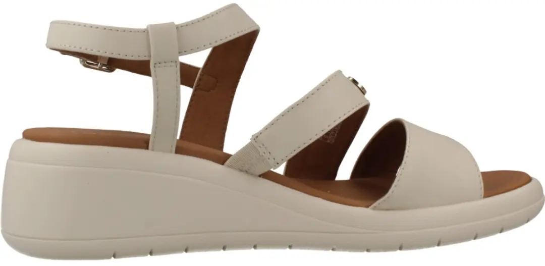 GEOX D MELICONIA Beige 37 EU