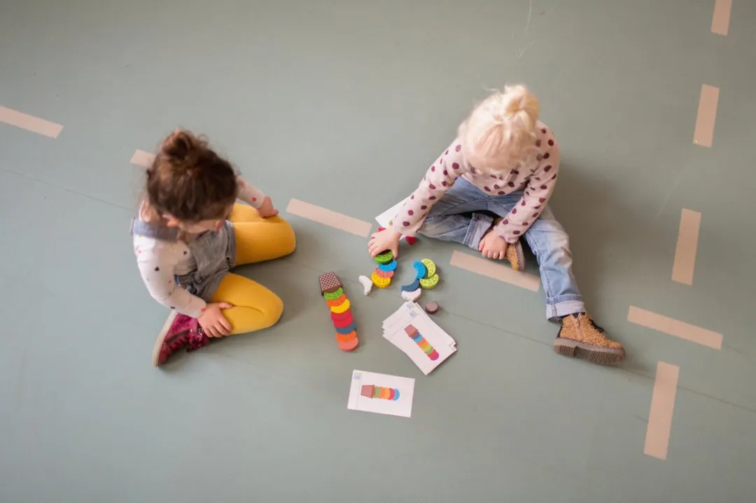 BS Toys IJs Creaties Coördinatiespel GA329 - 30 Kaarten - Mix - afbeelding 6 van 6
